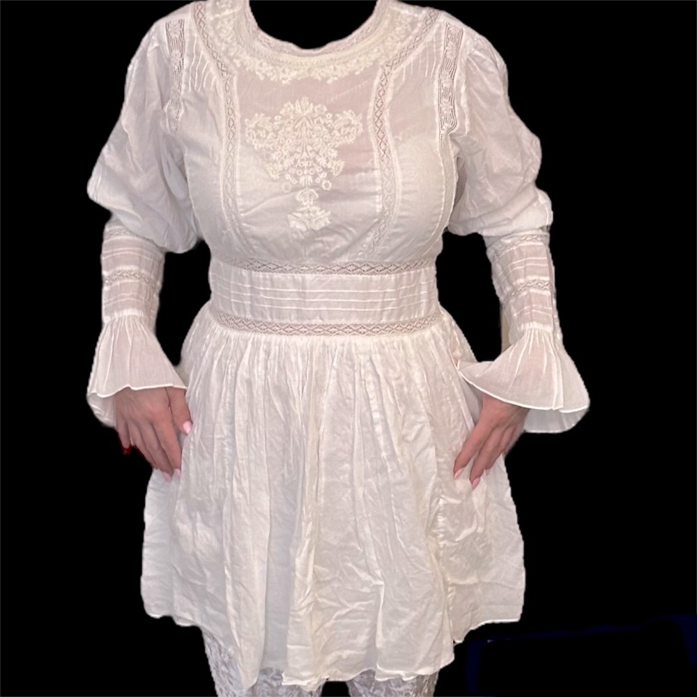 Free people, white lace dress